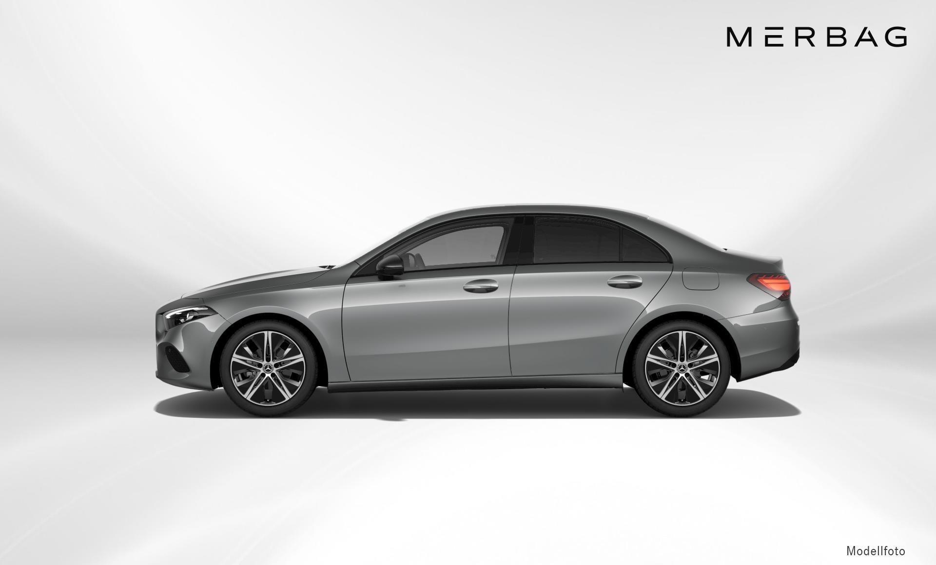 Mercedes-Benz - A 180 Limousine Progressive Line Facelift