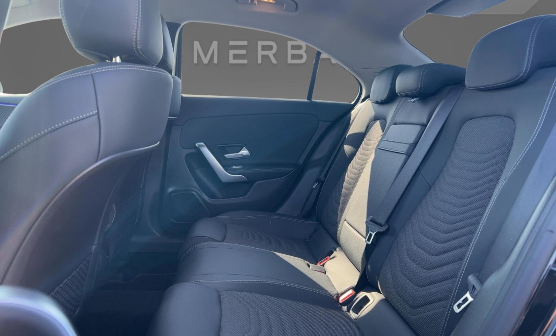Mercedes-Benz - A 180 Limousine Progressive Line Facelift