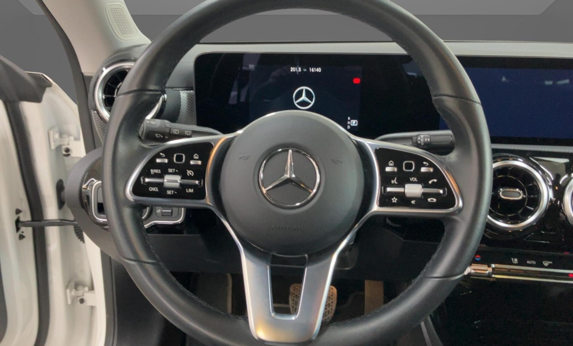 Mercedes-Benz - CLA 200 d Shooting Brake Progressive Line