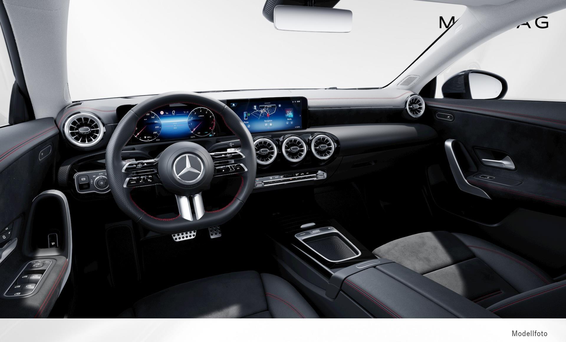 Mercedes-Benz - CLA 180 Coupé AMG Line Facelift
