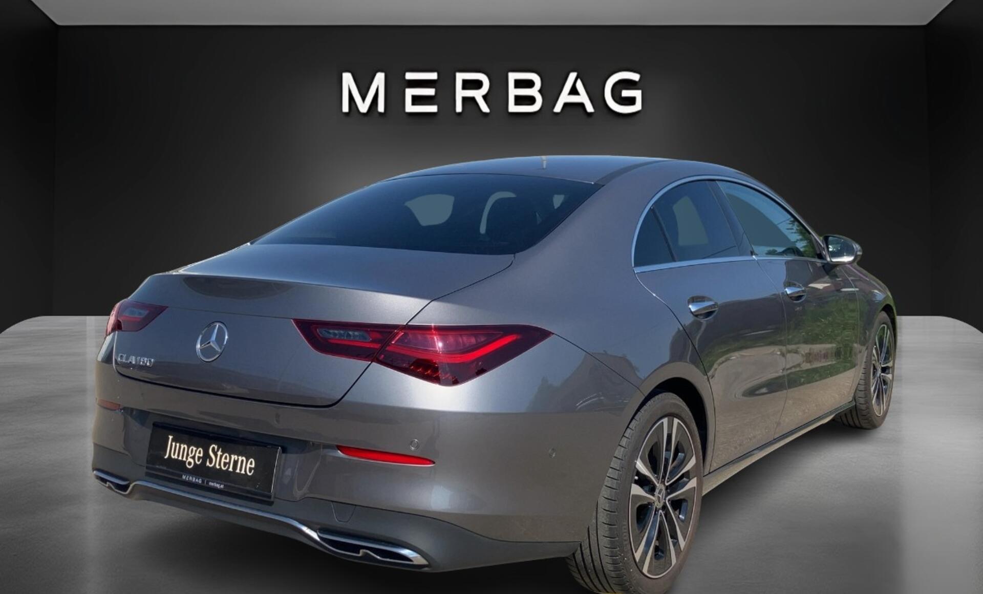 Mercedes-Benz - CLA 180 Coupé