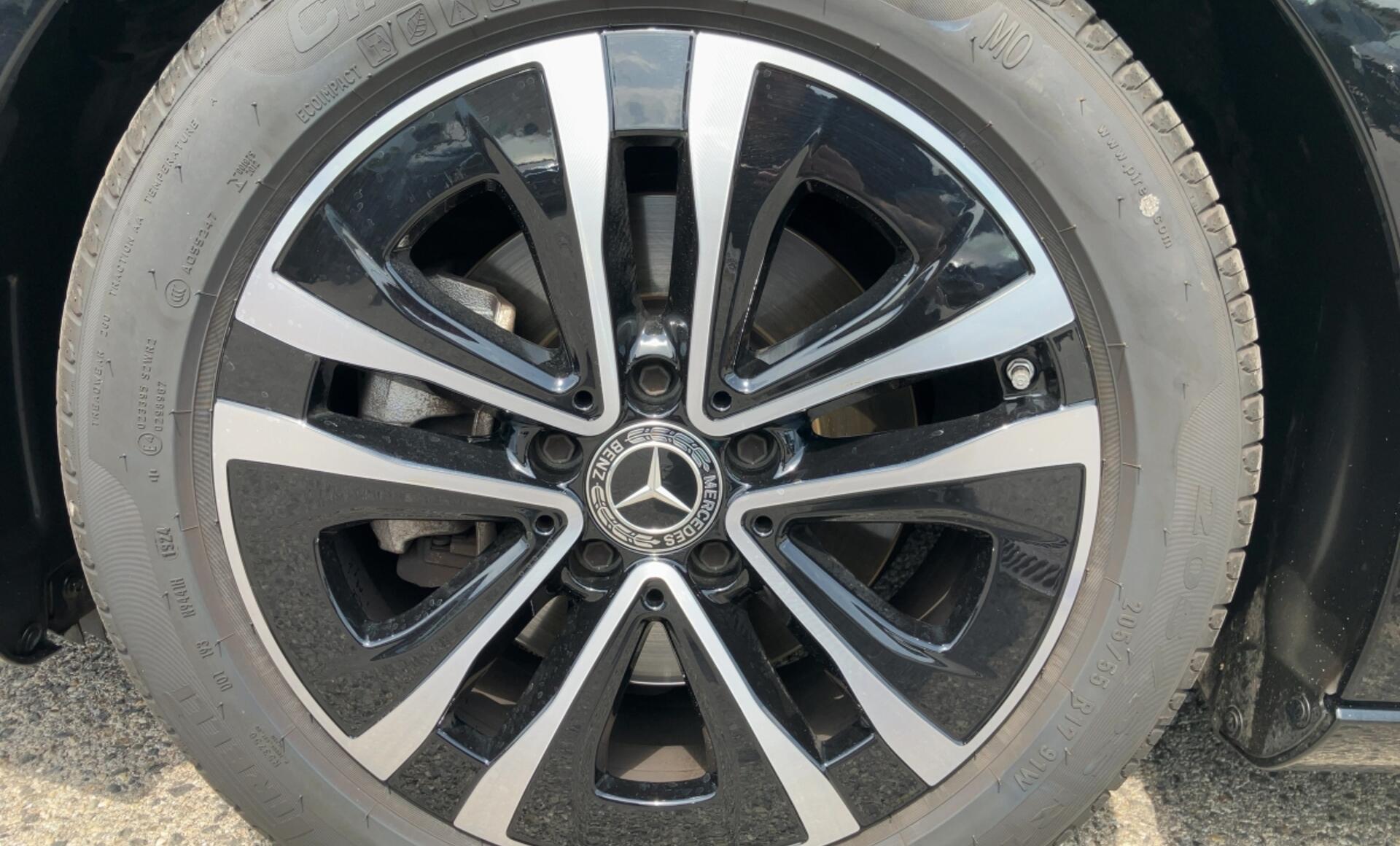 Mercedes-Benz - A 180 d Progressive Line Facelfit