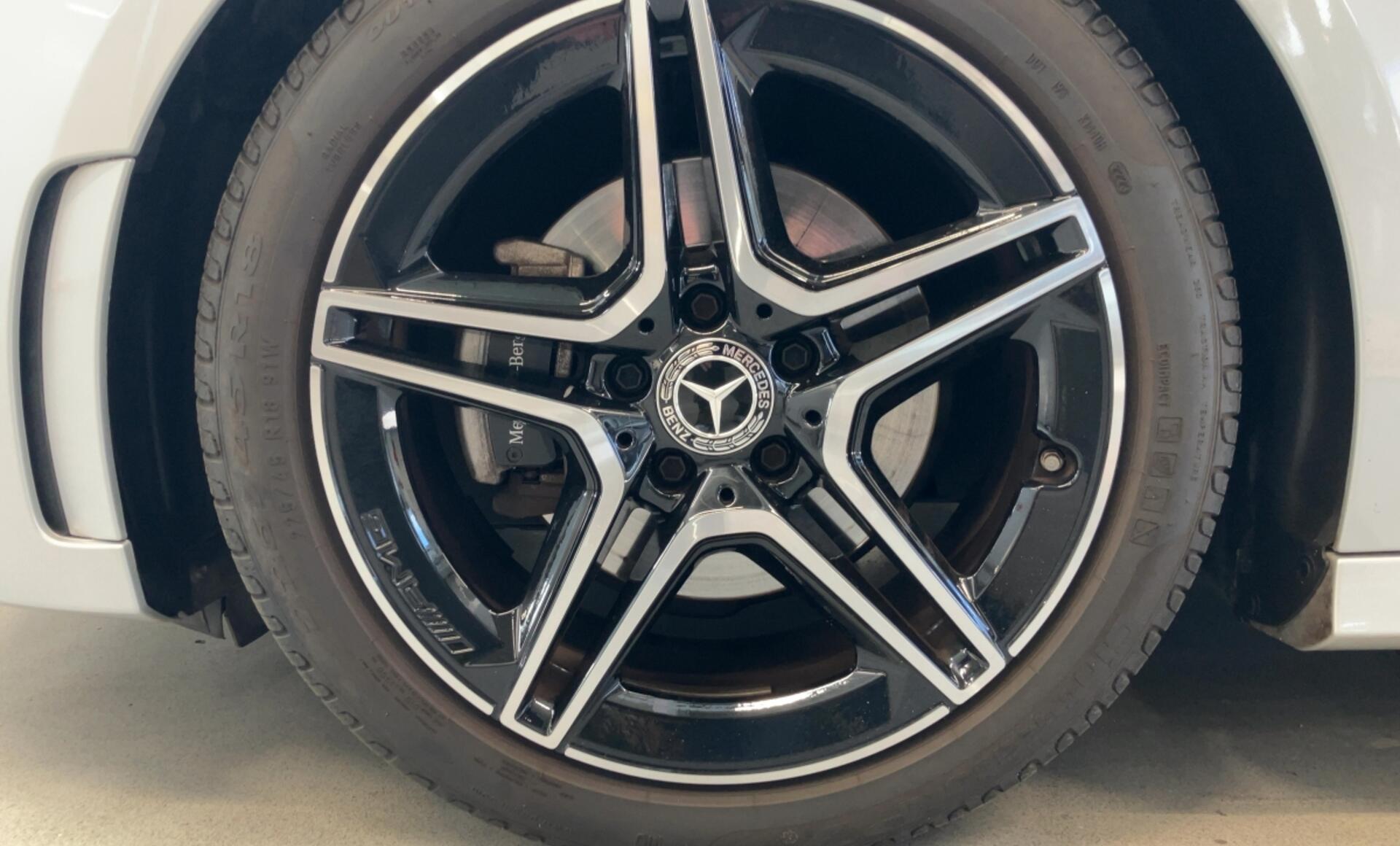 Mercedes-Benz - B 180 Österreich-Edition