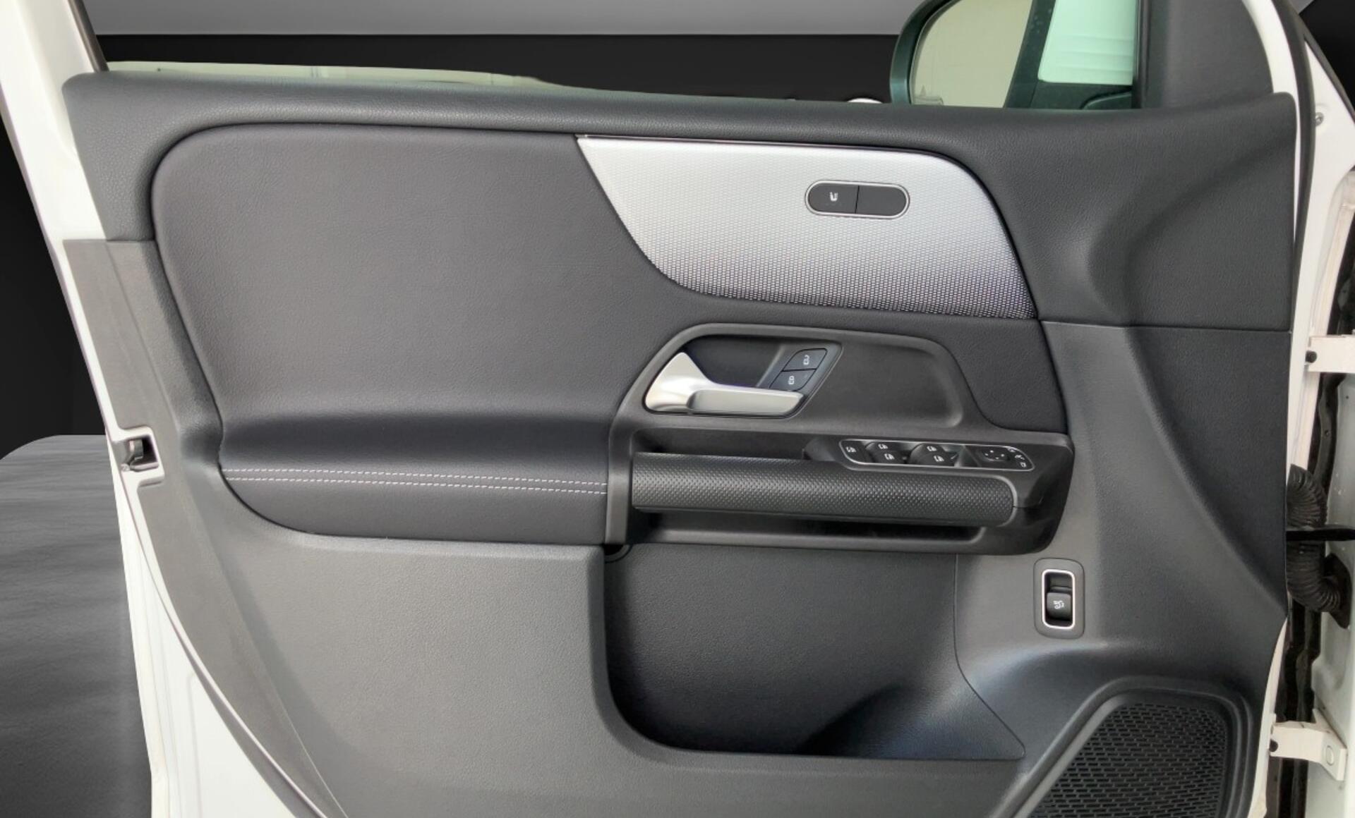 Mercedes-Benz - GLB 180 d Premium Paket