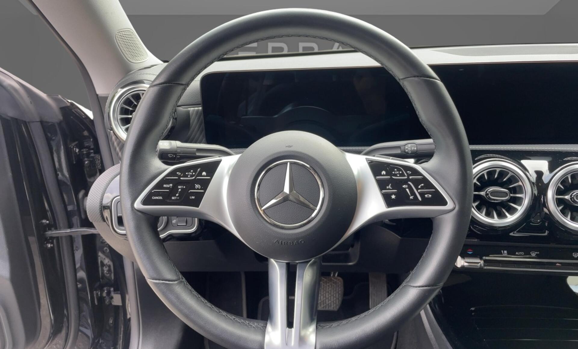 Mercedes-Benz - CLA 200 d Coupé