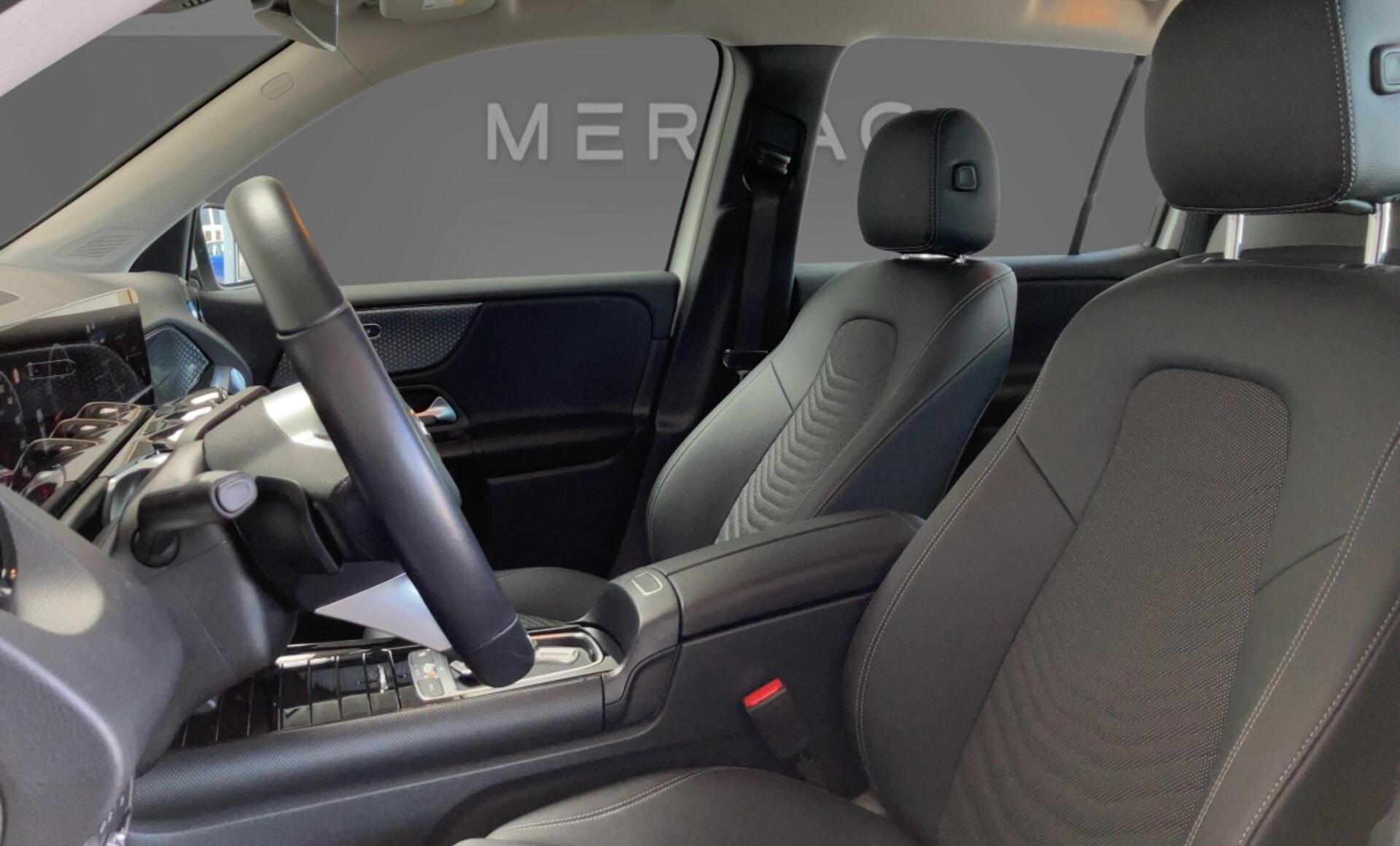 Mercedes-Benz - GLB 200 d 4MATIC Österreich-Edition