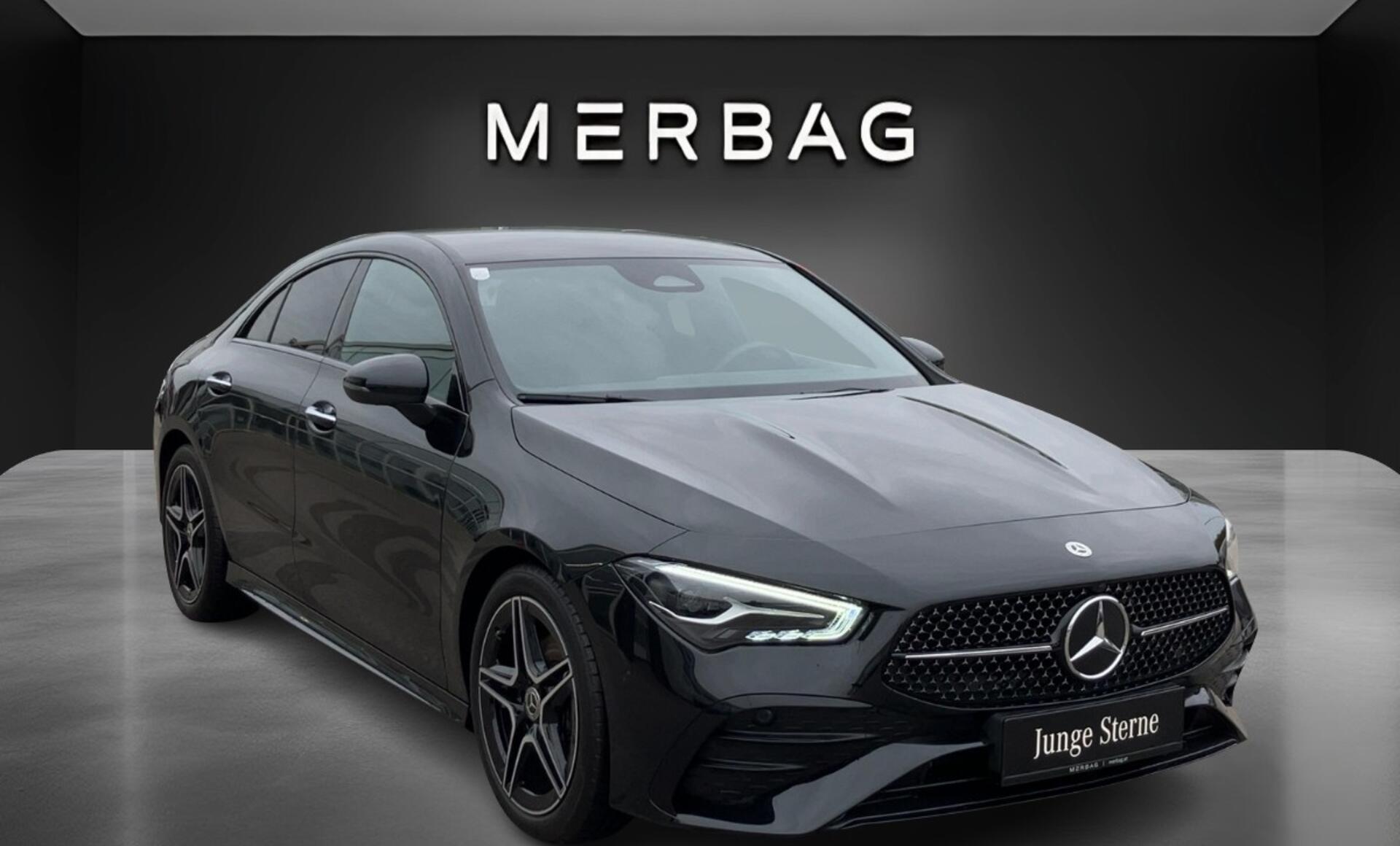 Mercedes-Benz - CLA 180 Coupé AMG Line