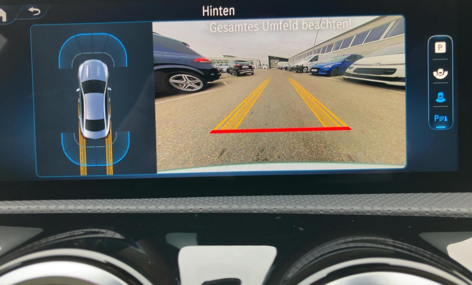 Mercedes-Benz - CLA 180 d Coupé AMG Line