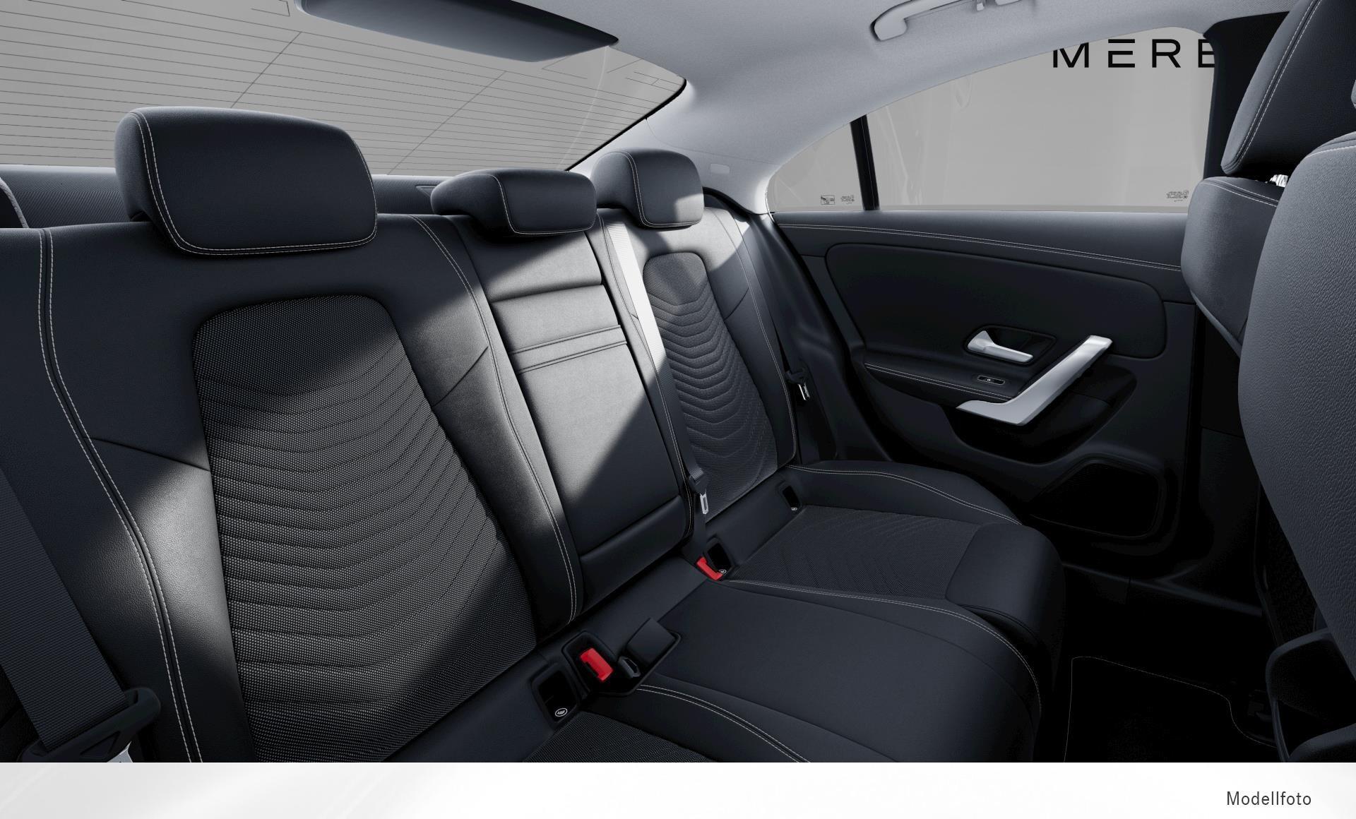 Mercedes-Benz - CLA 180 d Coupé