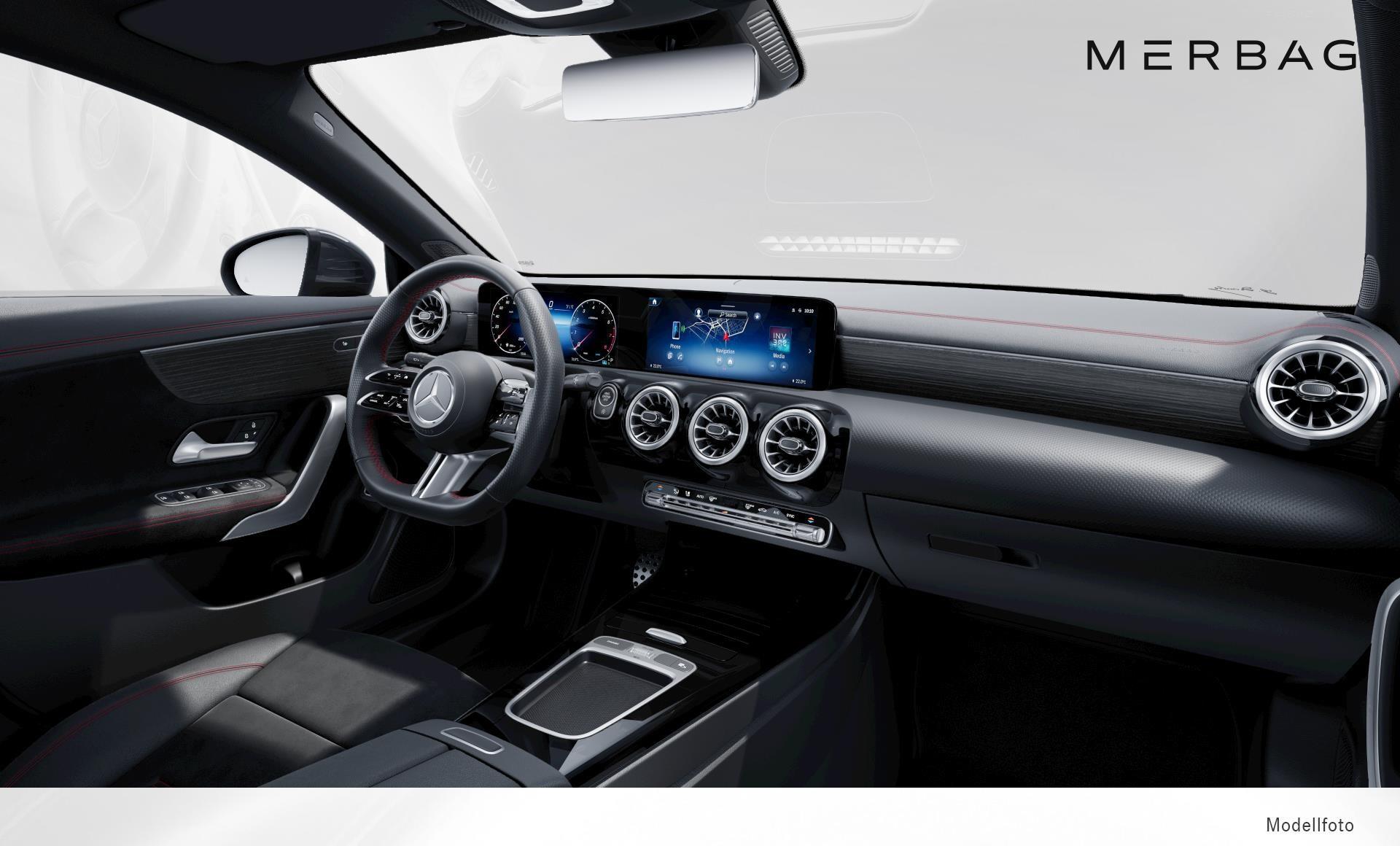 Mercedes-Benz - CLA 180 Coupé AMG Line