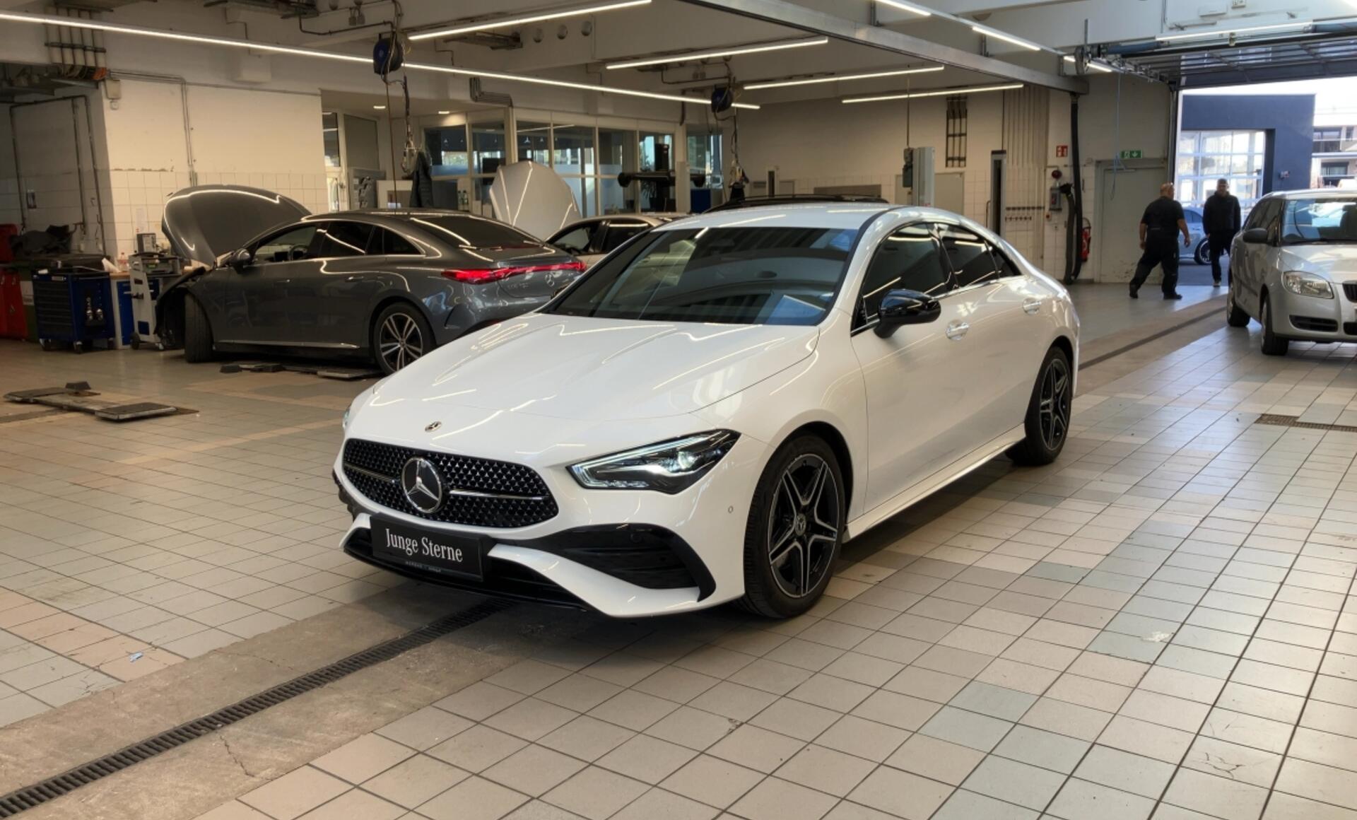 Mercedes-Benz - CLA 200 d Coupé AMG Line Facelift