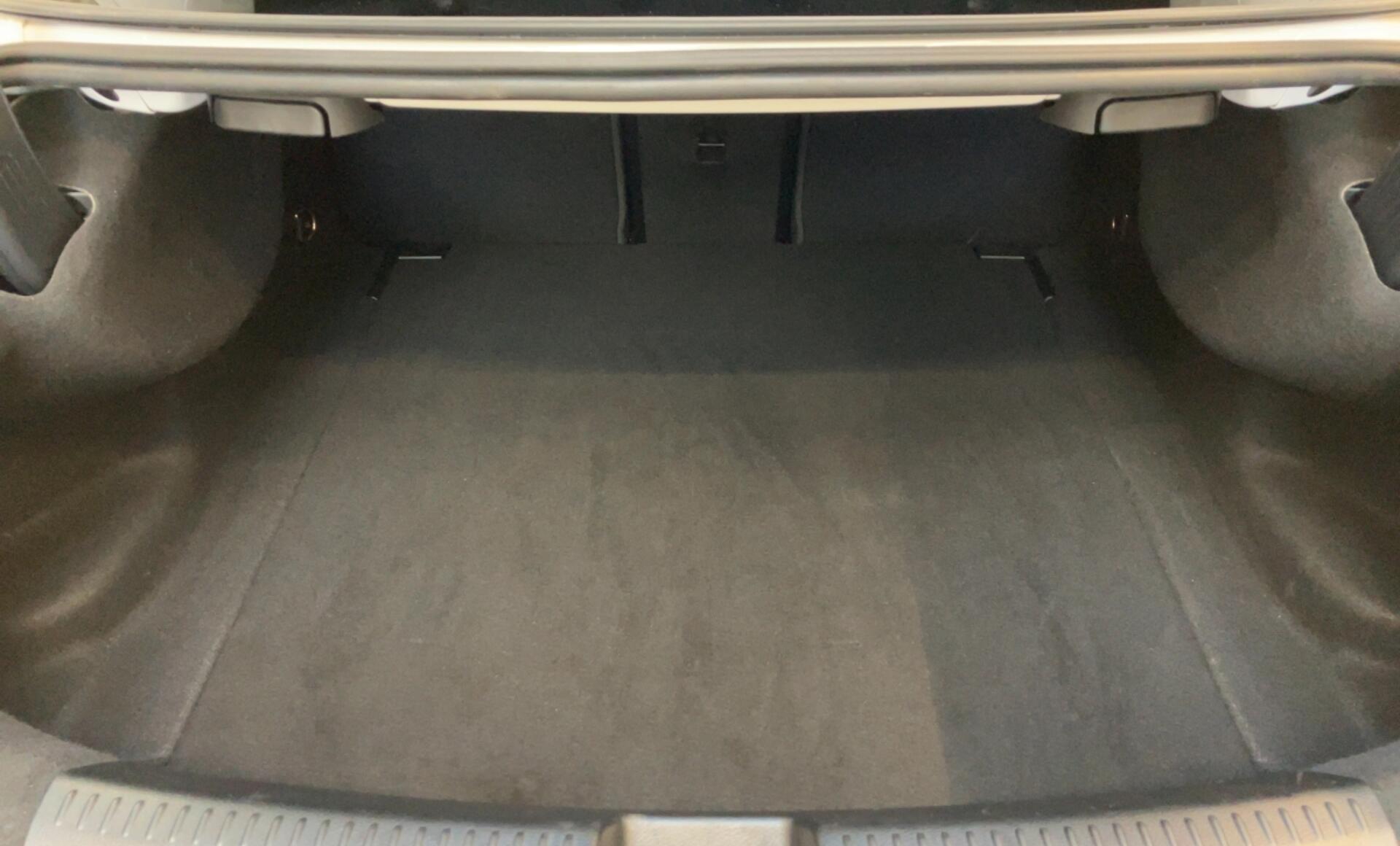 Mercedes-Benz - CLA 200 d Coupé AMG Line Facelift