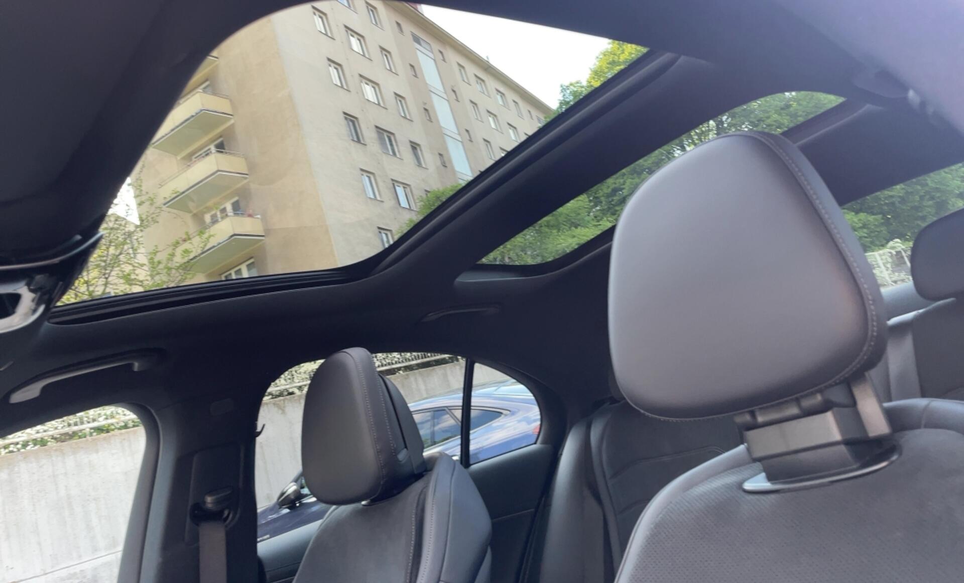 Mercedes-Benz - E 300 de 4MATIC Limousine mit EQ Hybrid Technologi