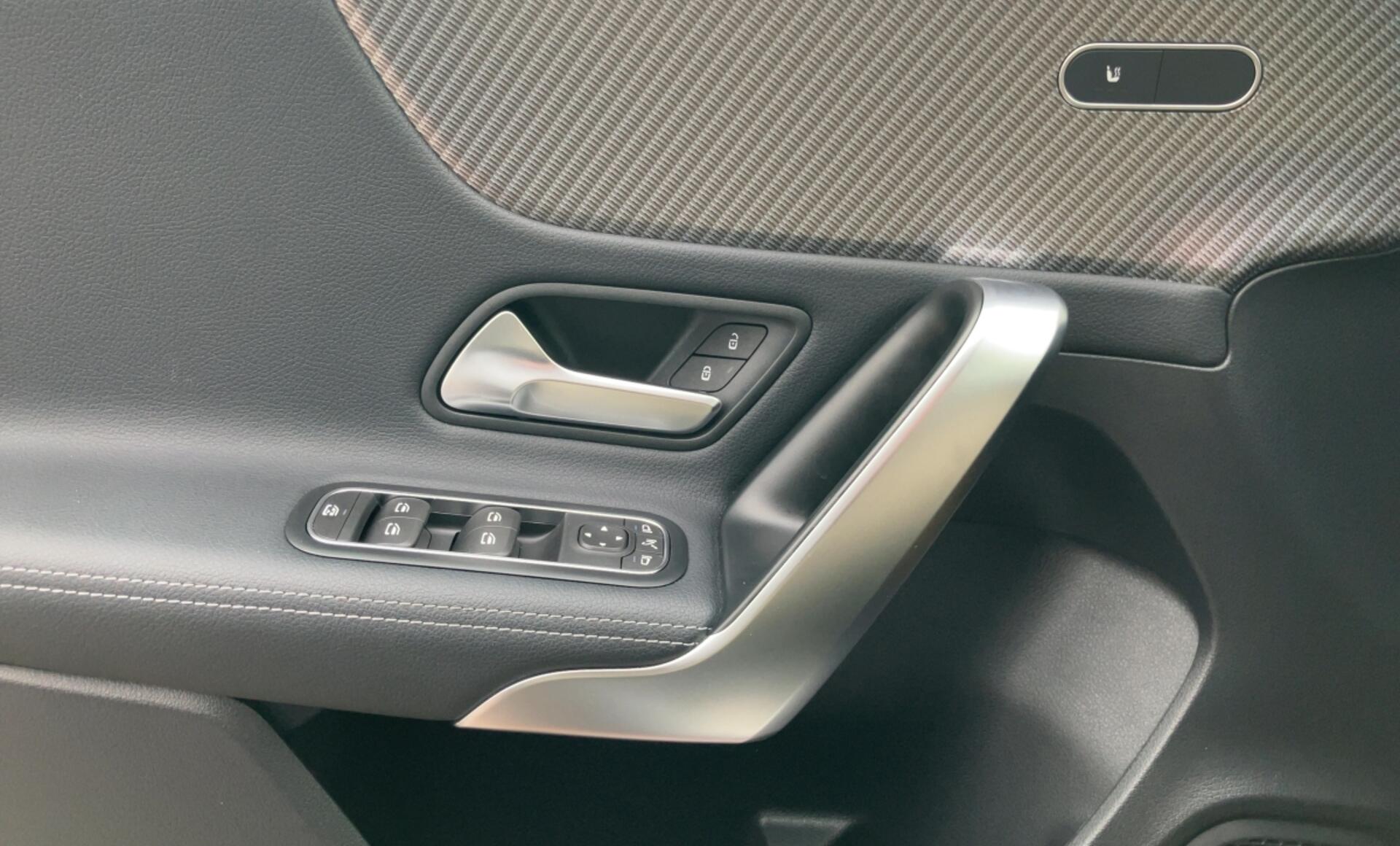 Mercedes-Benz - A 180 d Ö-Edition Progressive Line Facelift