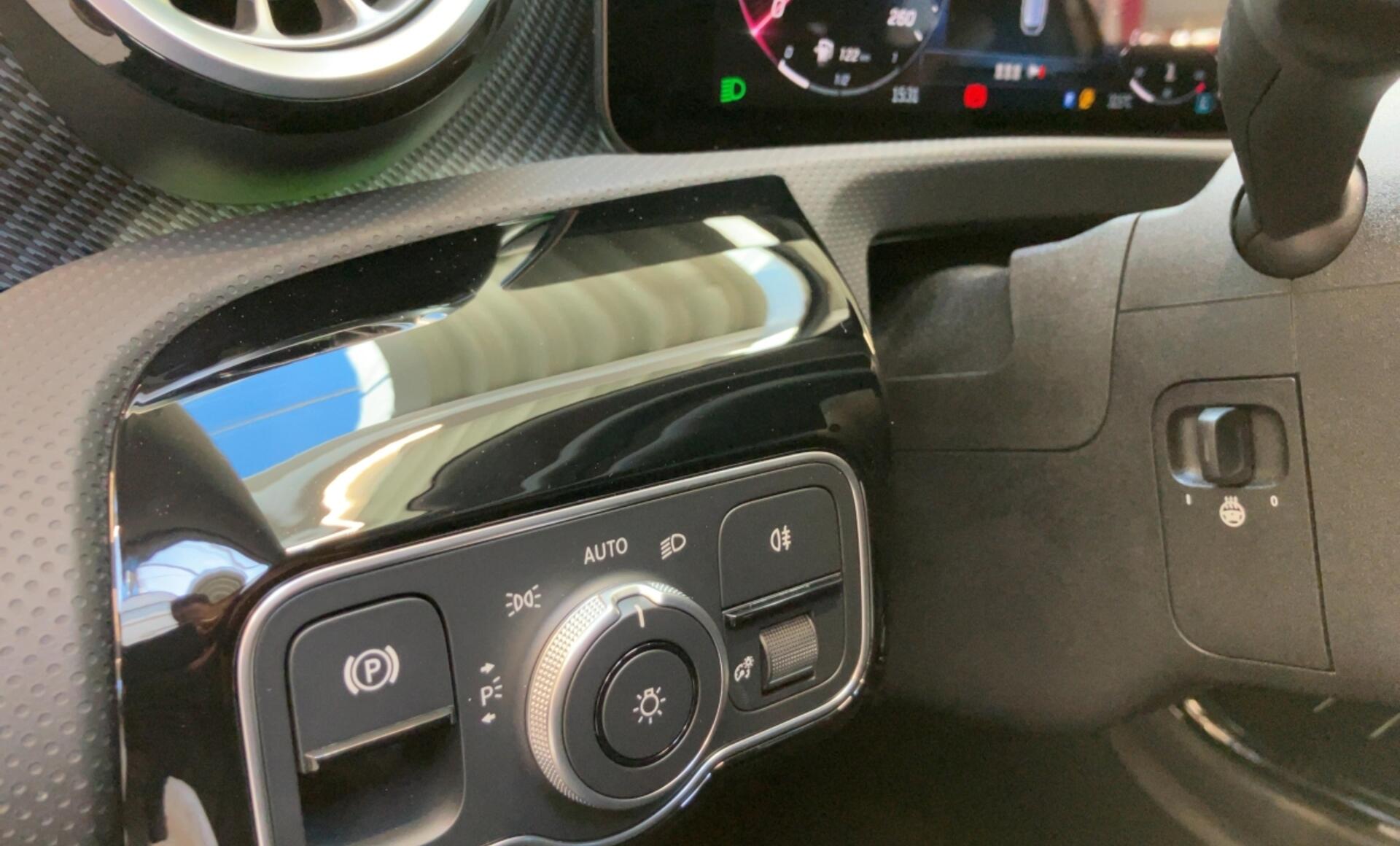 Mercedes-Benz - A 180 d Progressive Line Advanced Plus Facelift