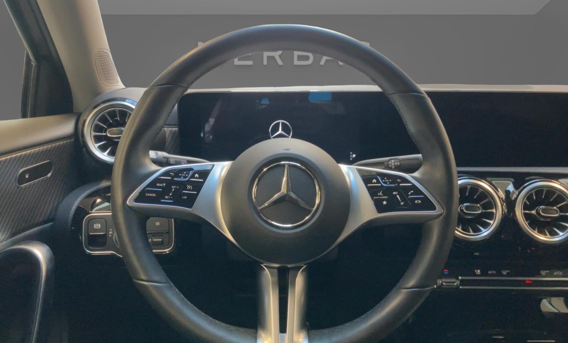 Mercedes-Benz - A 180 d Progressive Line Advanced Plus