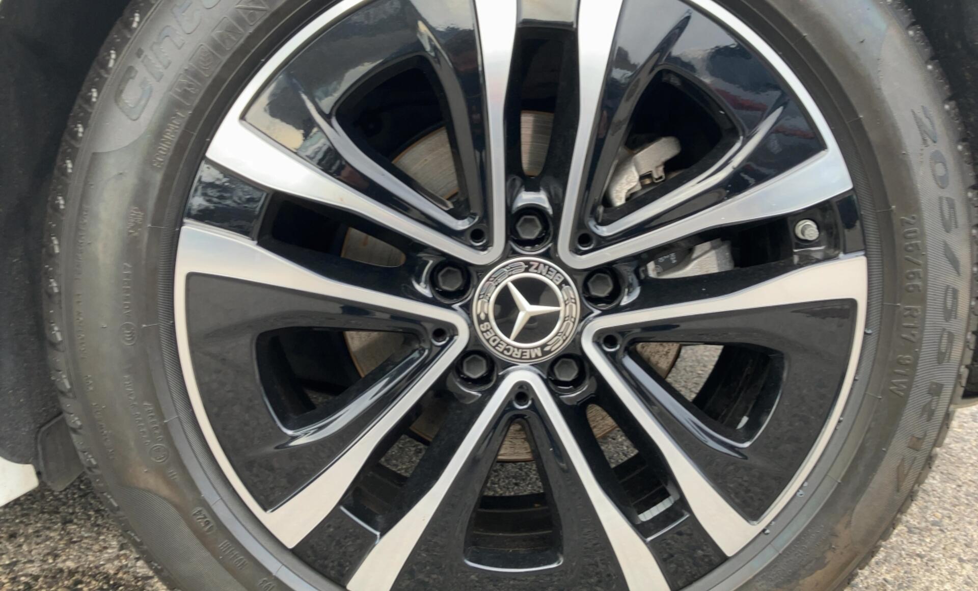 Mercedes-Benz - A 180 Österreich-Edition Progressive Line Facelift