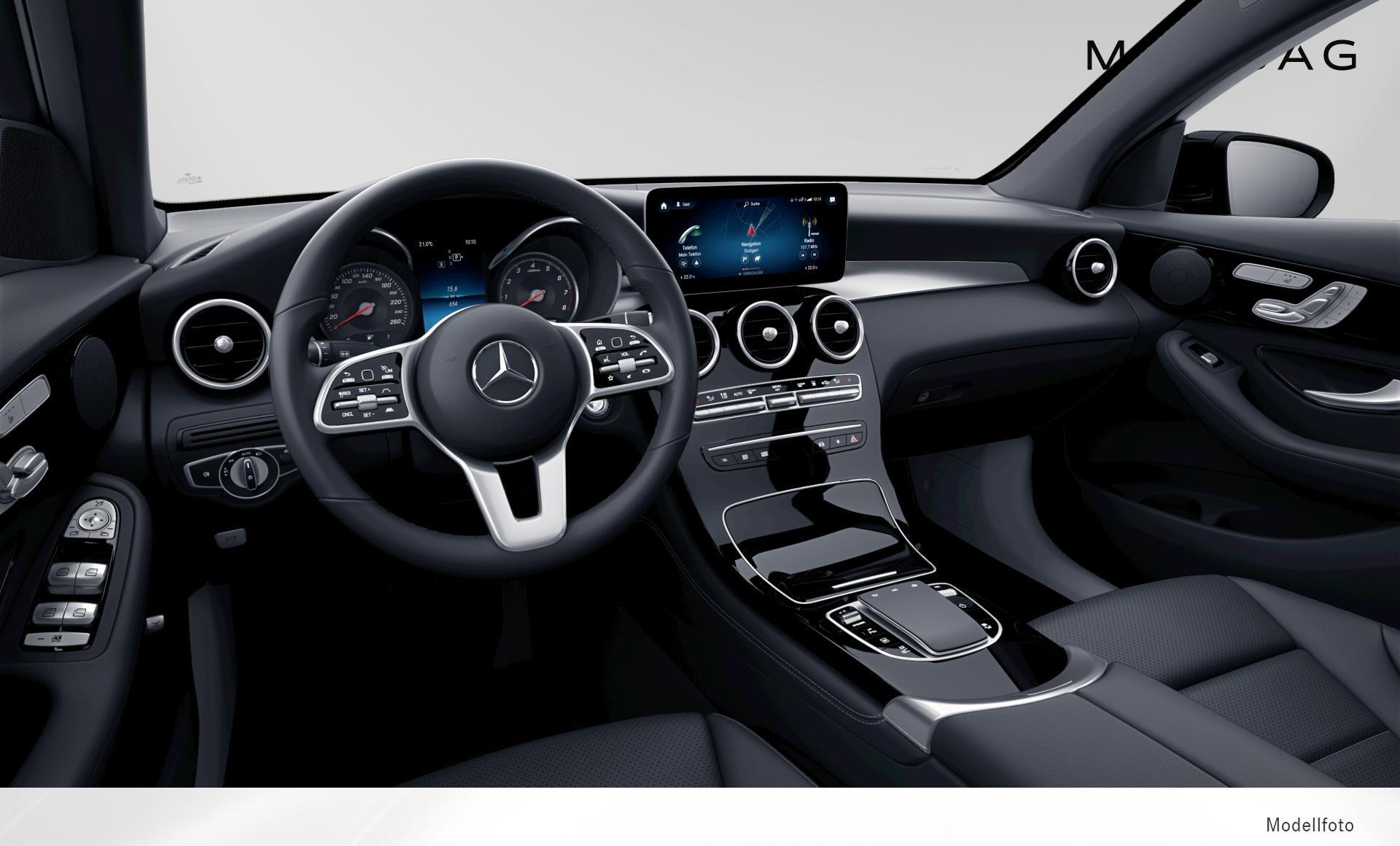 Mercedes-Benz - GLC 300 e 4MATIC Coupé