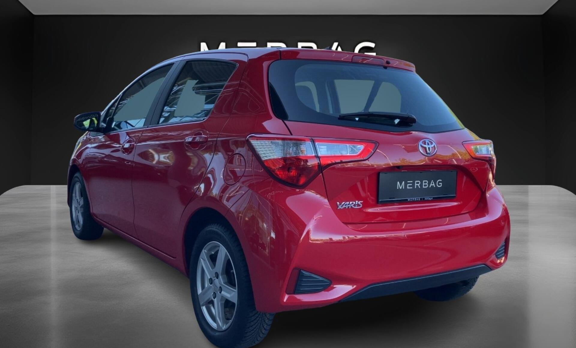 Toyota - TOYOTA YARIS 1,0 VVT