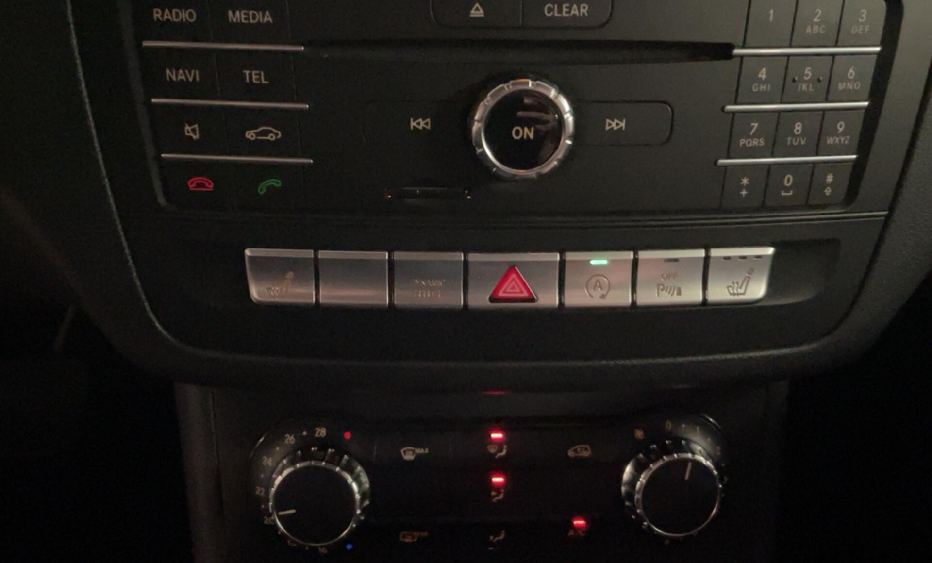 Mercedes-Benz - B 180 d
