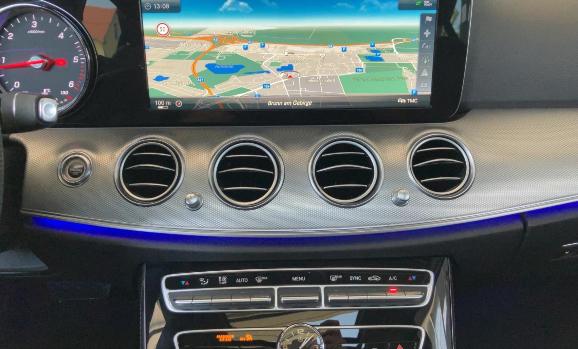 Mercedes-Benz - E 220 d T-Modell