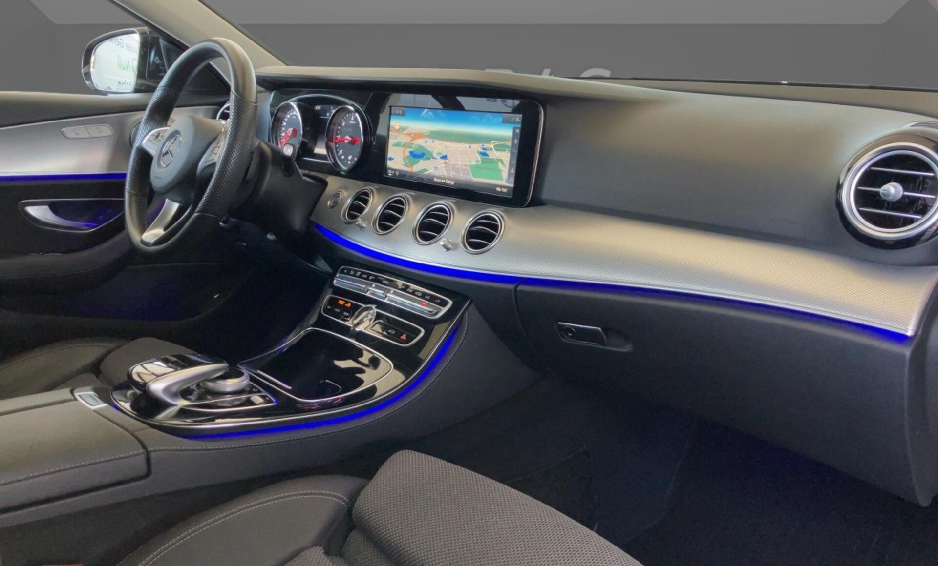 Mercedes-Benz - E 220 d T-Modell