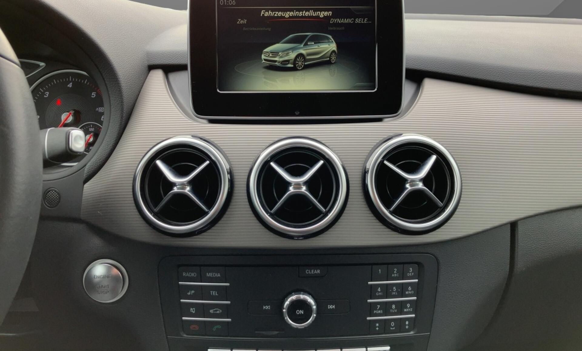 Mercedes-Benz - B 180 d