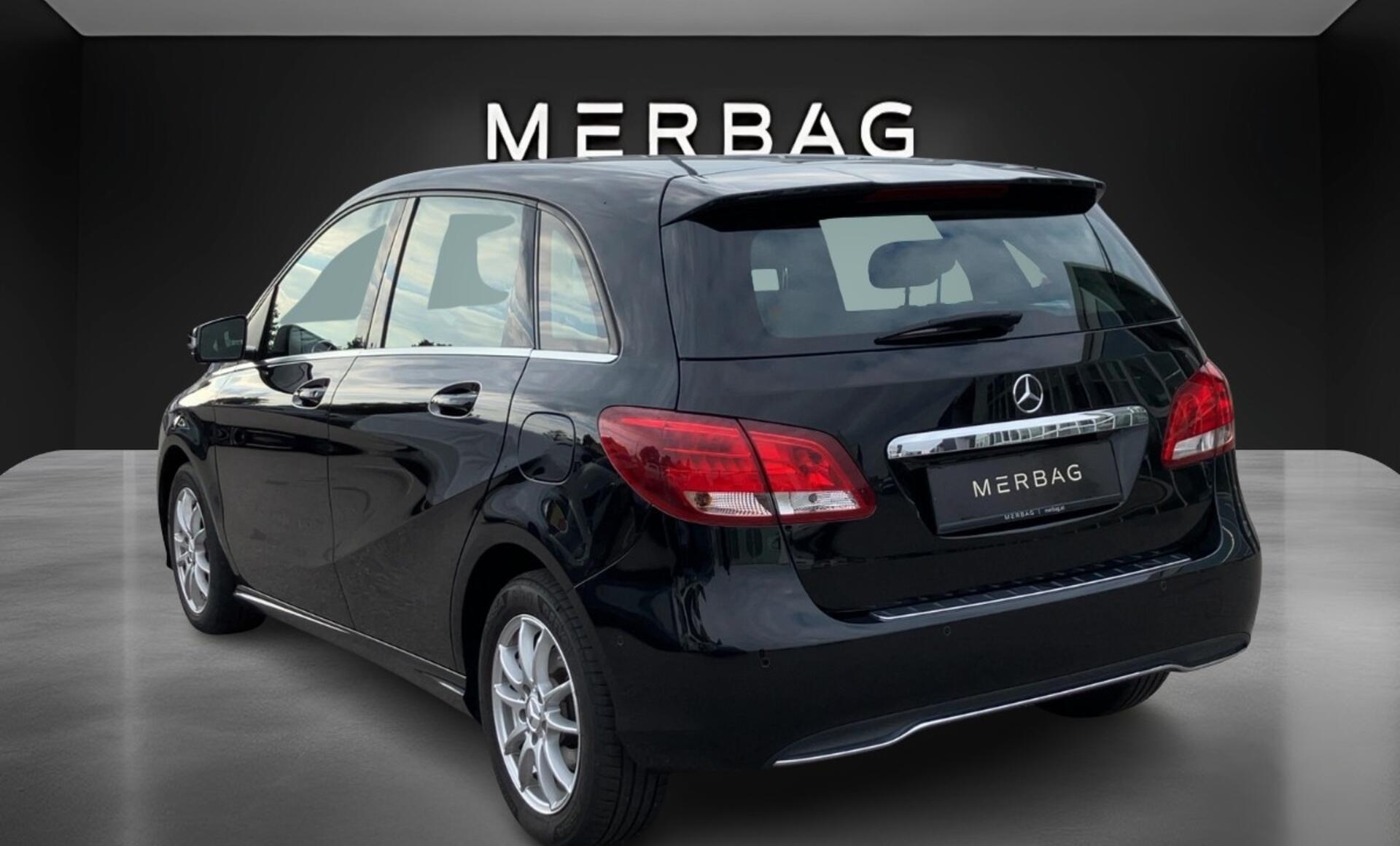 Mercedes-Benz - B 180 d