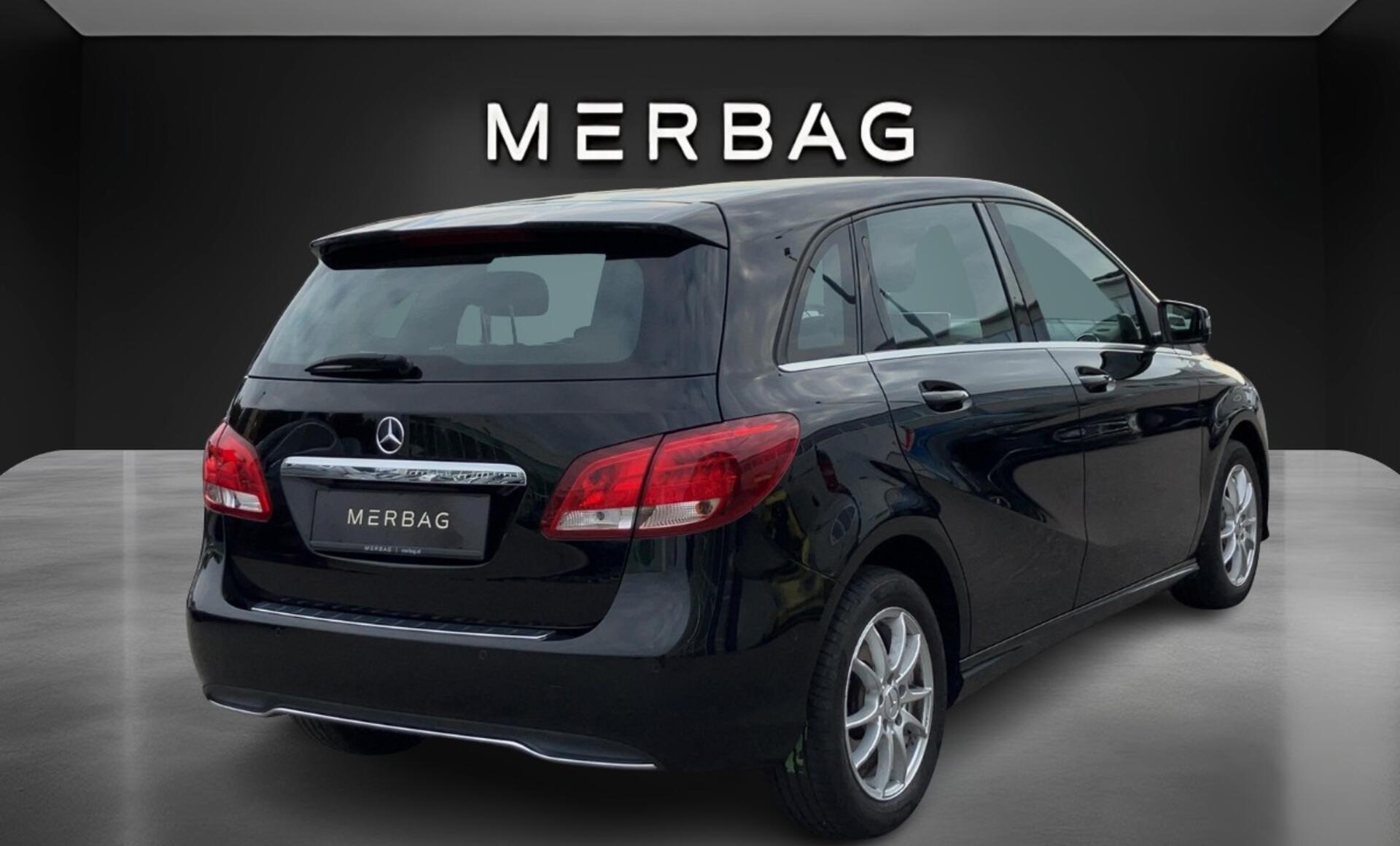 Mercedes-Benz - B 180 d