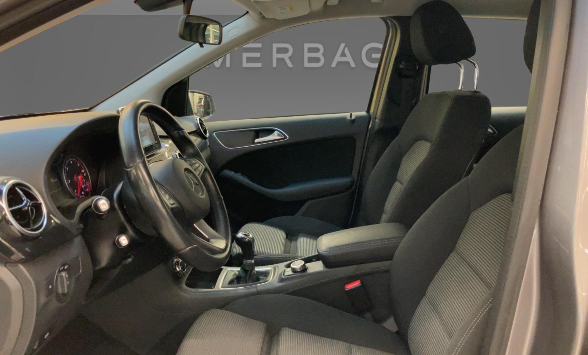 Mercedes-Benz - B 180 d