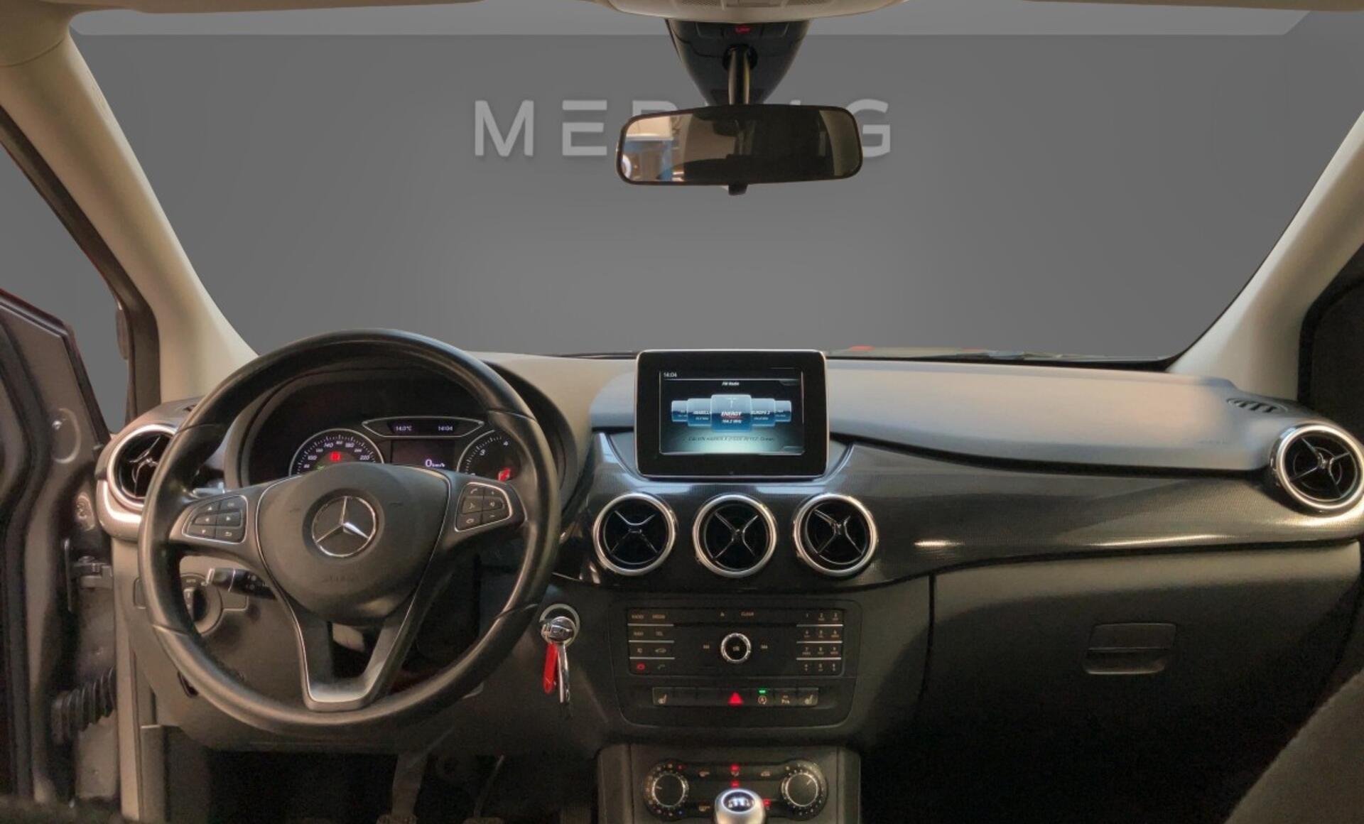 Mercedes-Benz - B 180 d