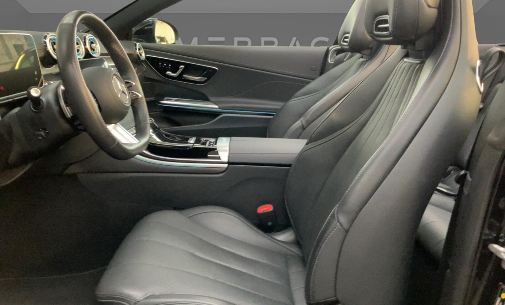 Mercedes-Benz - CLE 300 4MATIC Cabriolet