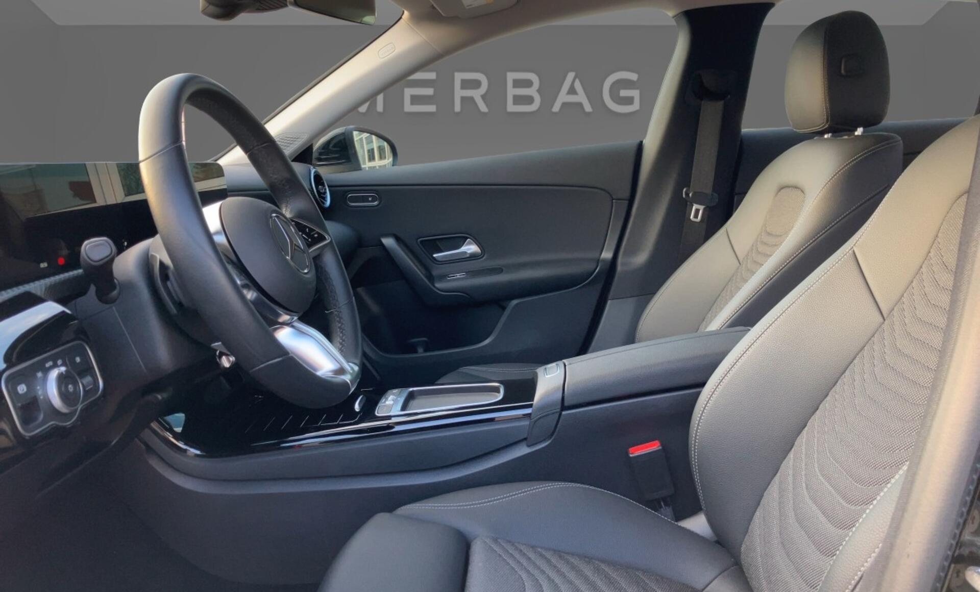 Mercedes-Benz - CLA 180d Shooting Brake Österreich-Edtion
