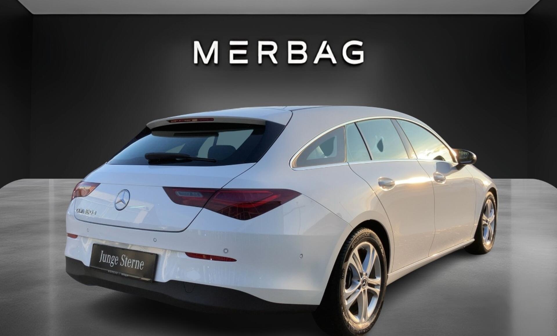 Mercedes-Benz - CLA 180d Shooting Brake Österreich-Edtion