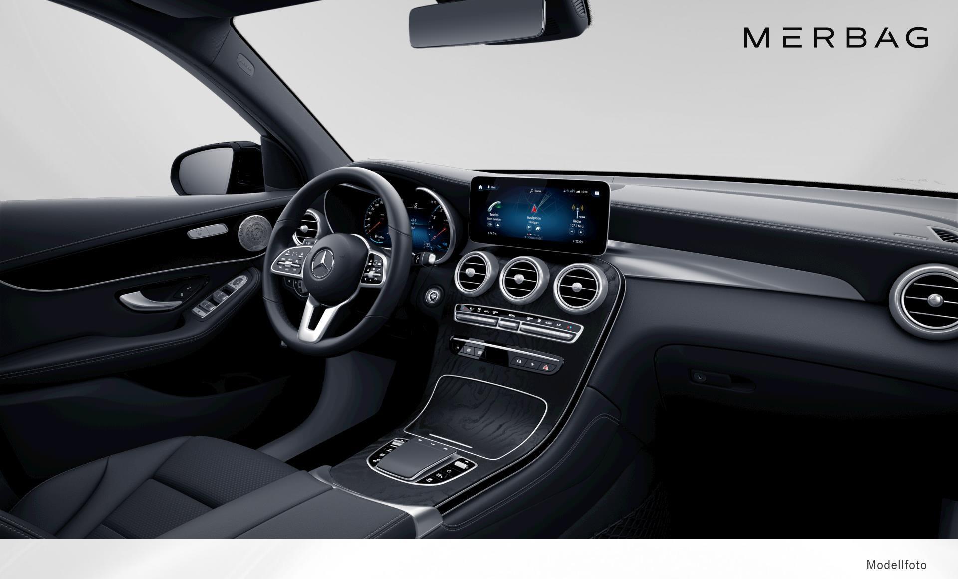 Mercedes-Benz - GLC 300 e 4MATIC