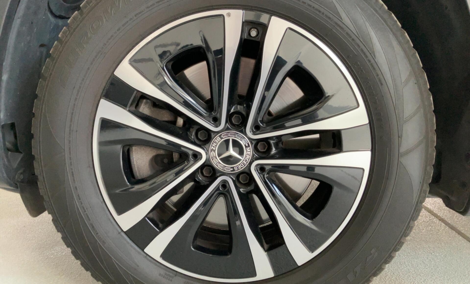 Mercedes-Benz - GLB 200 d 4MATIC