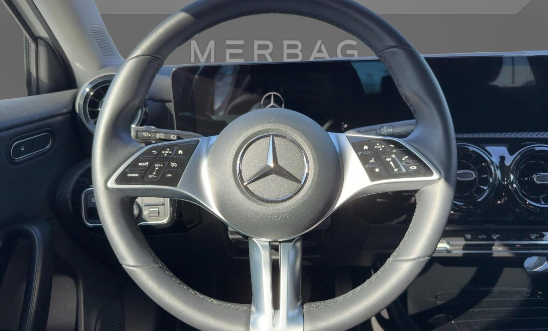 Mercedes-Benz - A 180 d Progressive Line Facelift