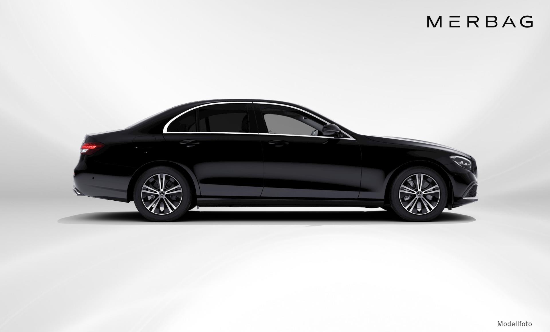 Mercedes-Benz - E 220 d 4MATIC Limousine Austria Edition