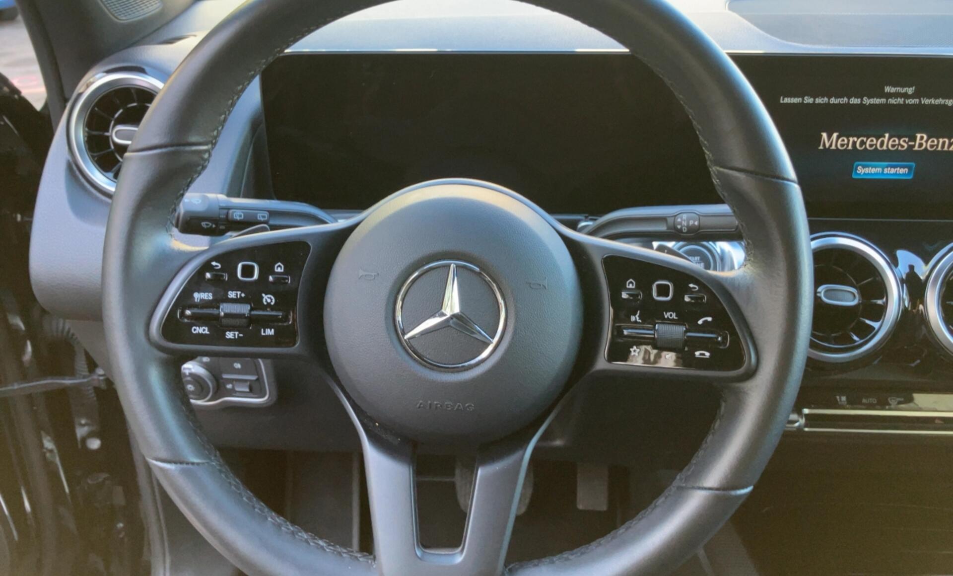 Mercedes-Benz - GLB 200 d 4MATIC