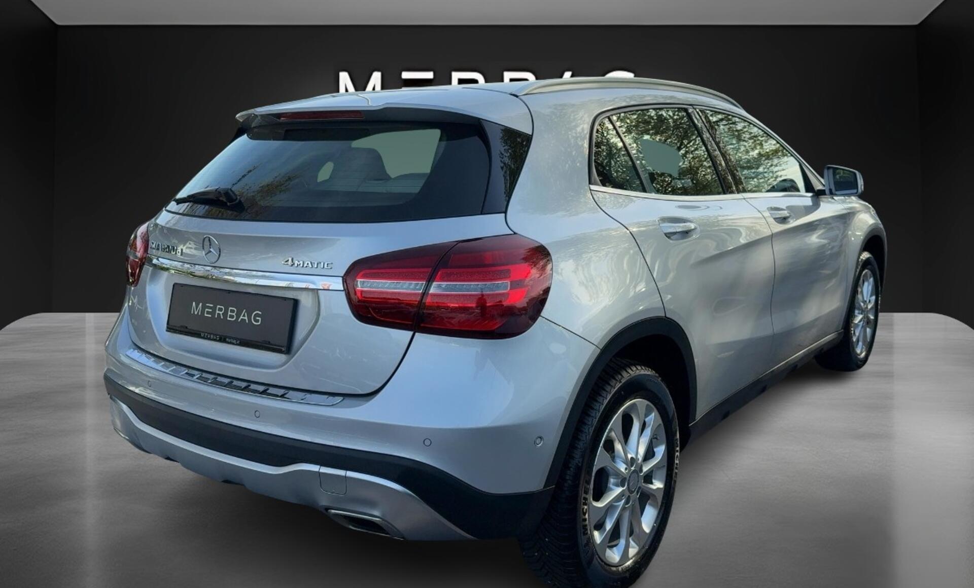 Mercedes-Benz - GLA 200 d 4MATIC