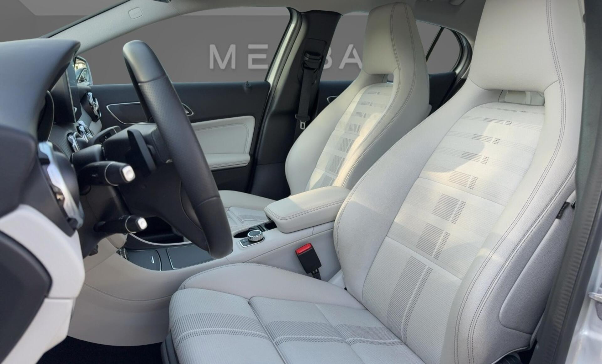 Mercedes-Benz - GLA 200 d 4MATIC