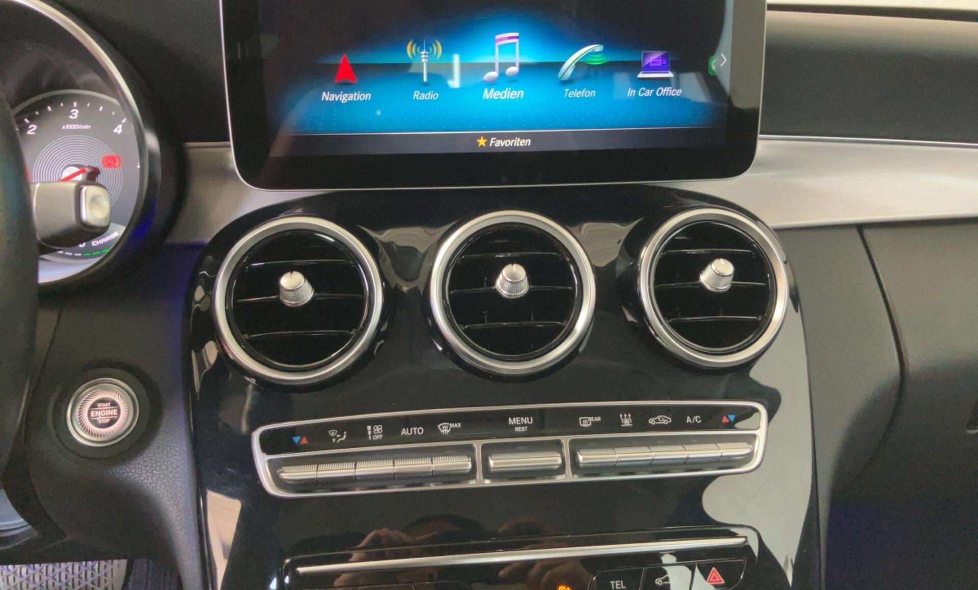 Mercedes-Benz - C 300 de T-Modell