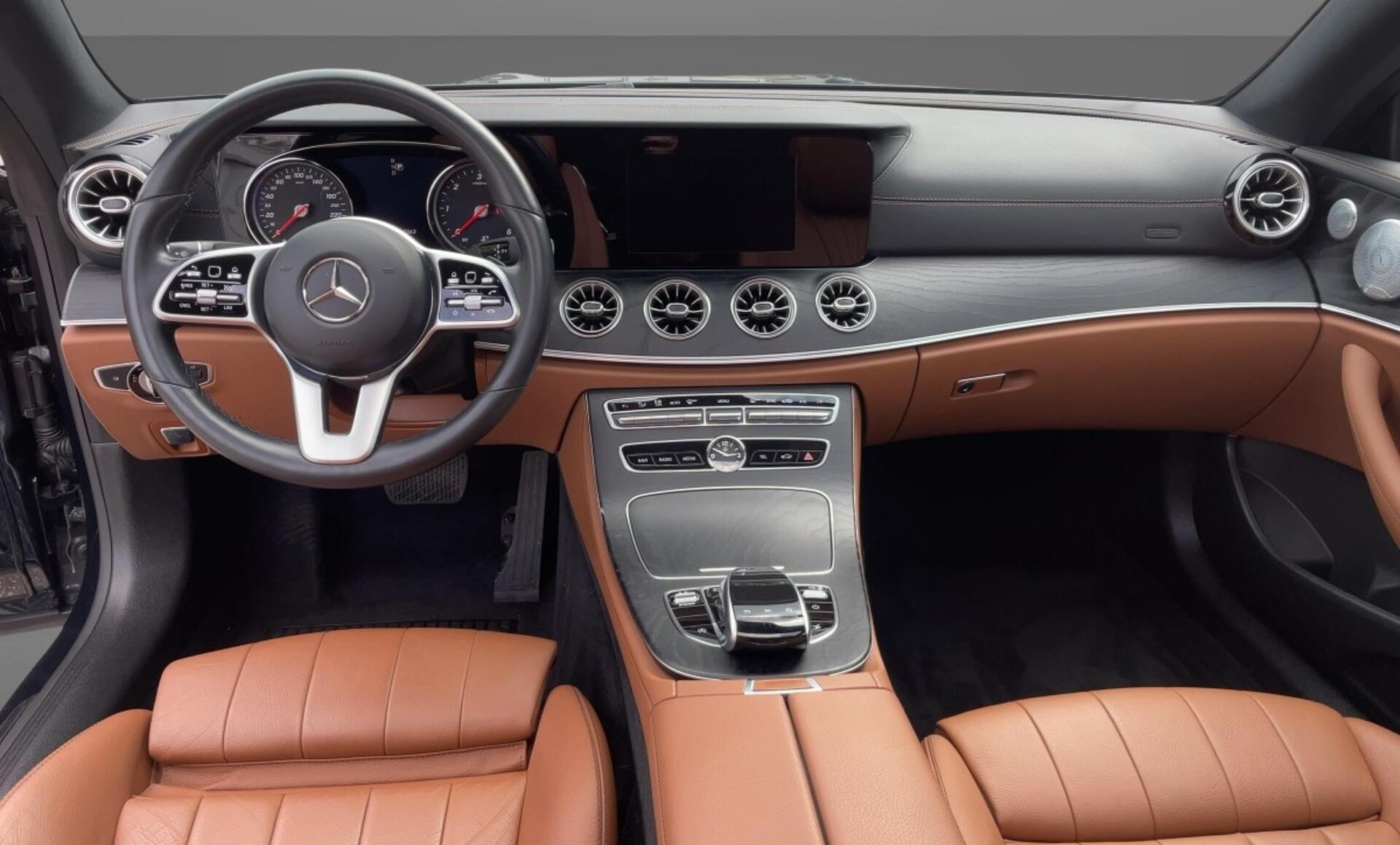 Mercedes-Benz - E 220 d Coupé