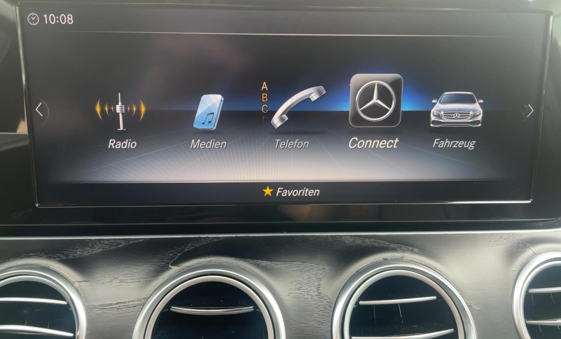Mercedes-Benz - E 400 d 4MATIC Limousine