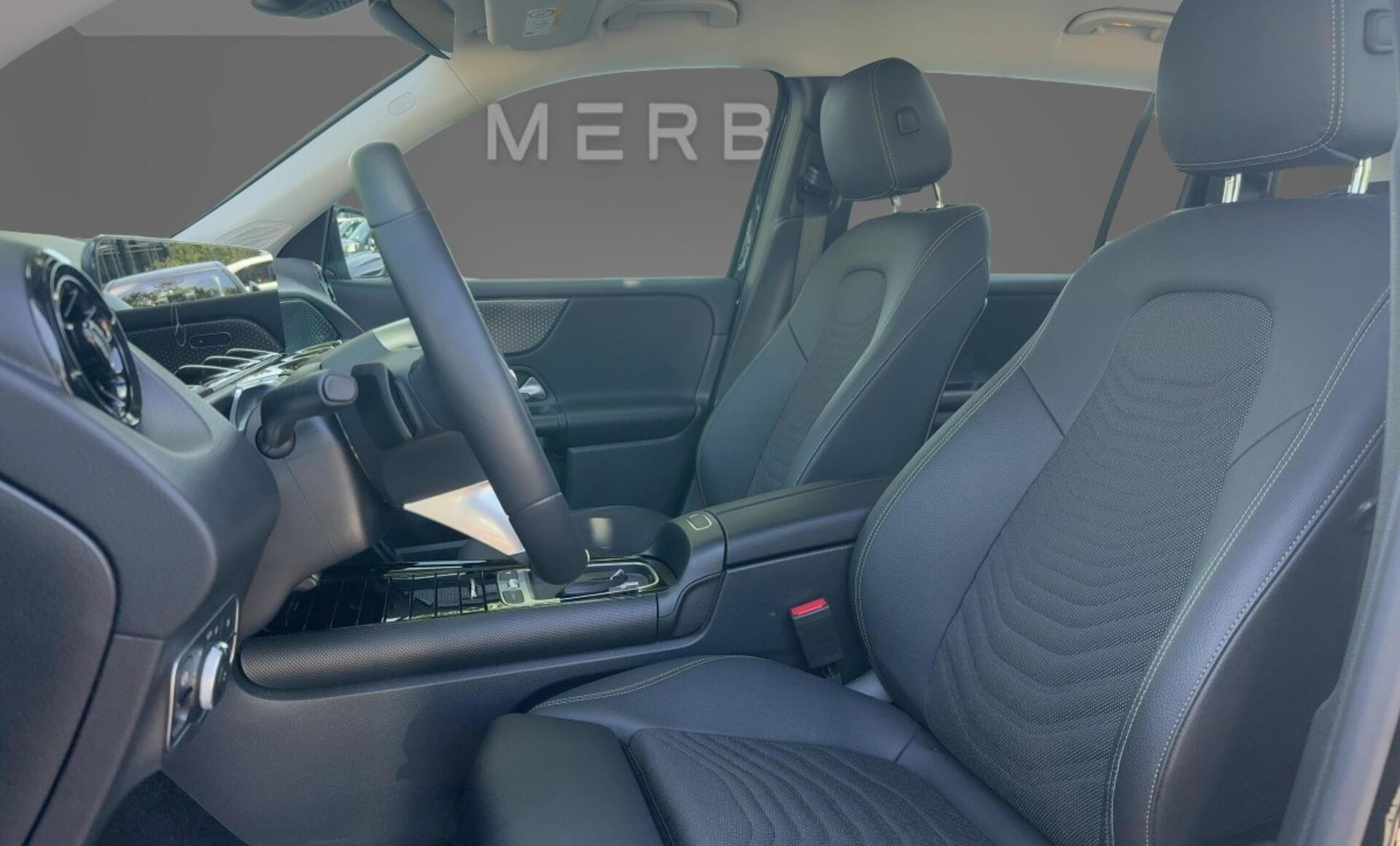 Mercedes-Benz - GLB 180 Österreich-Edition