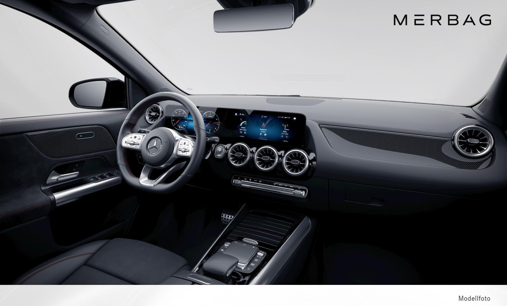 Mercedes-Benz - GLA 250
