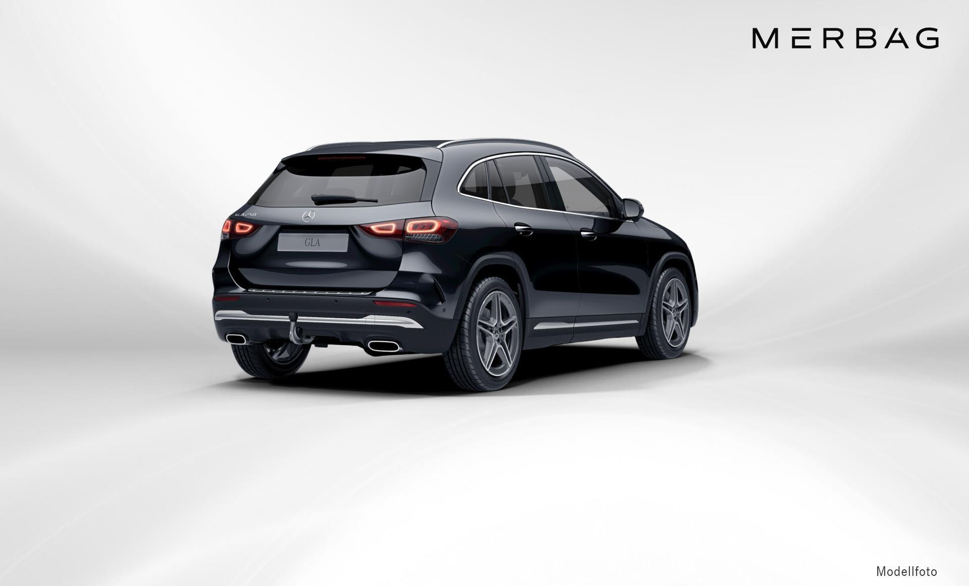 Mercedes-Benz - GLA 250