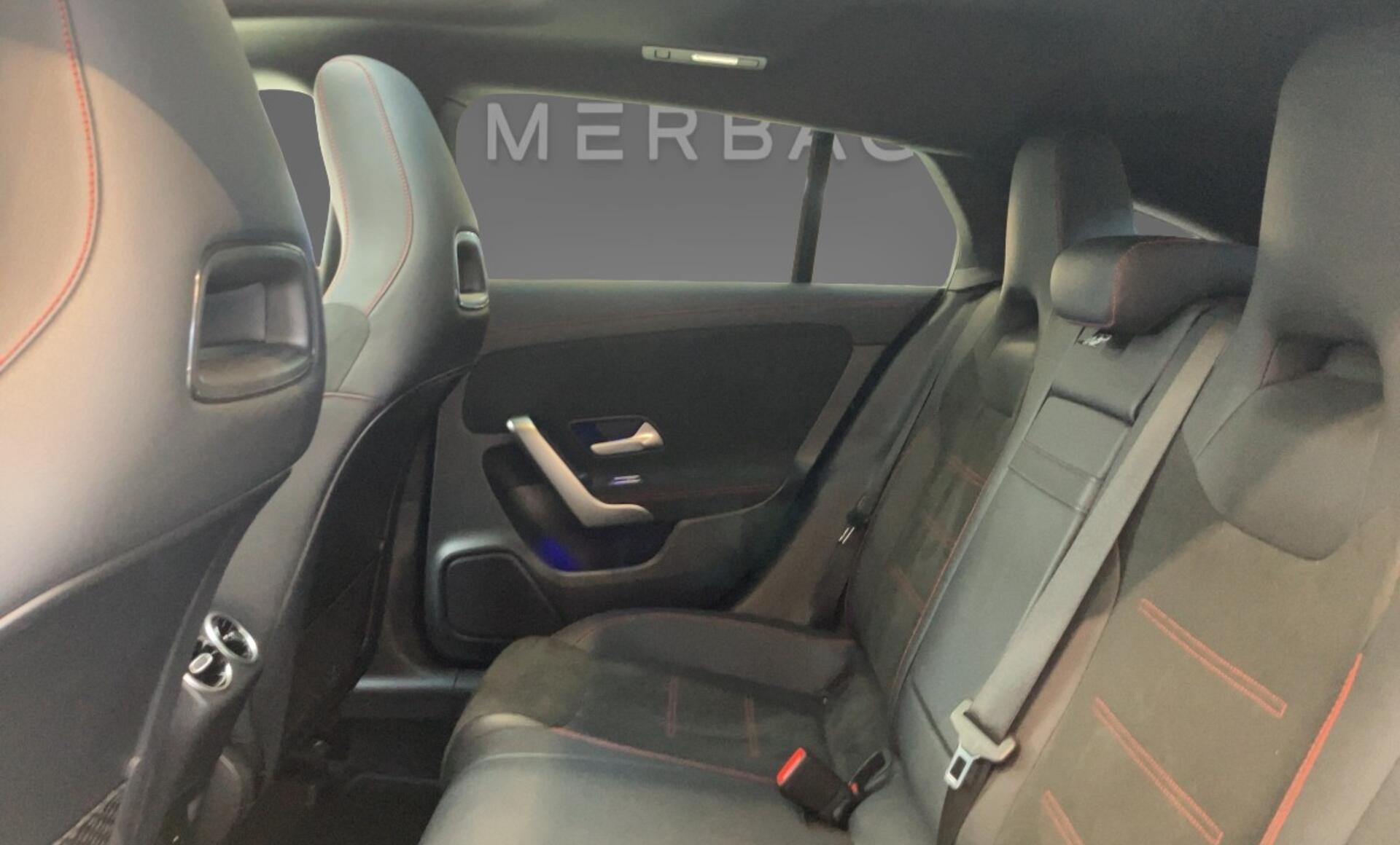Mercedes-Benz - CLA 200 Shooting Brake