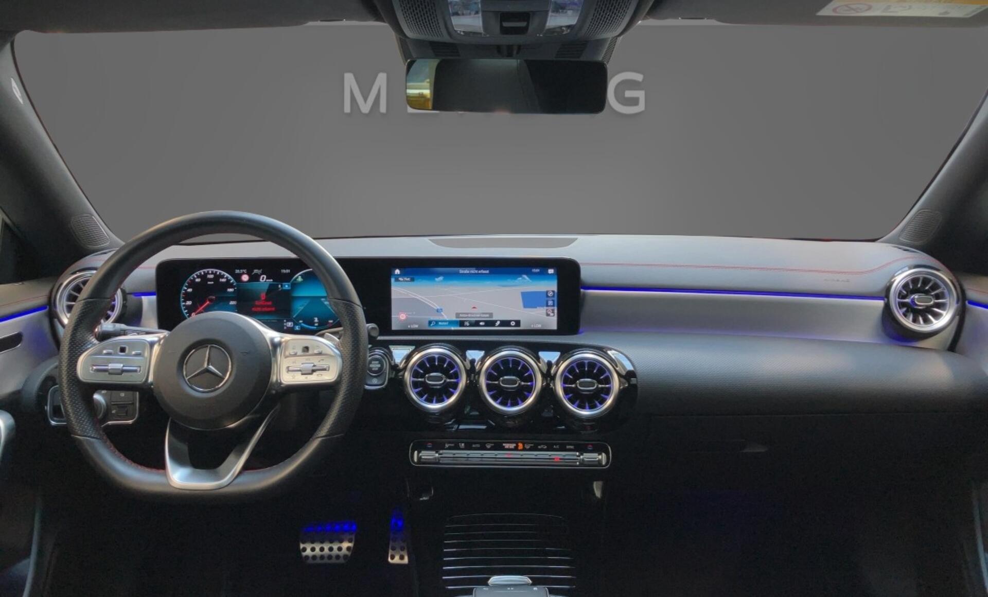 Mercedes-Benz - CLA 200 Shooting Brake