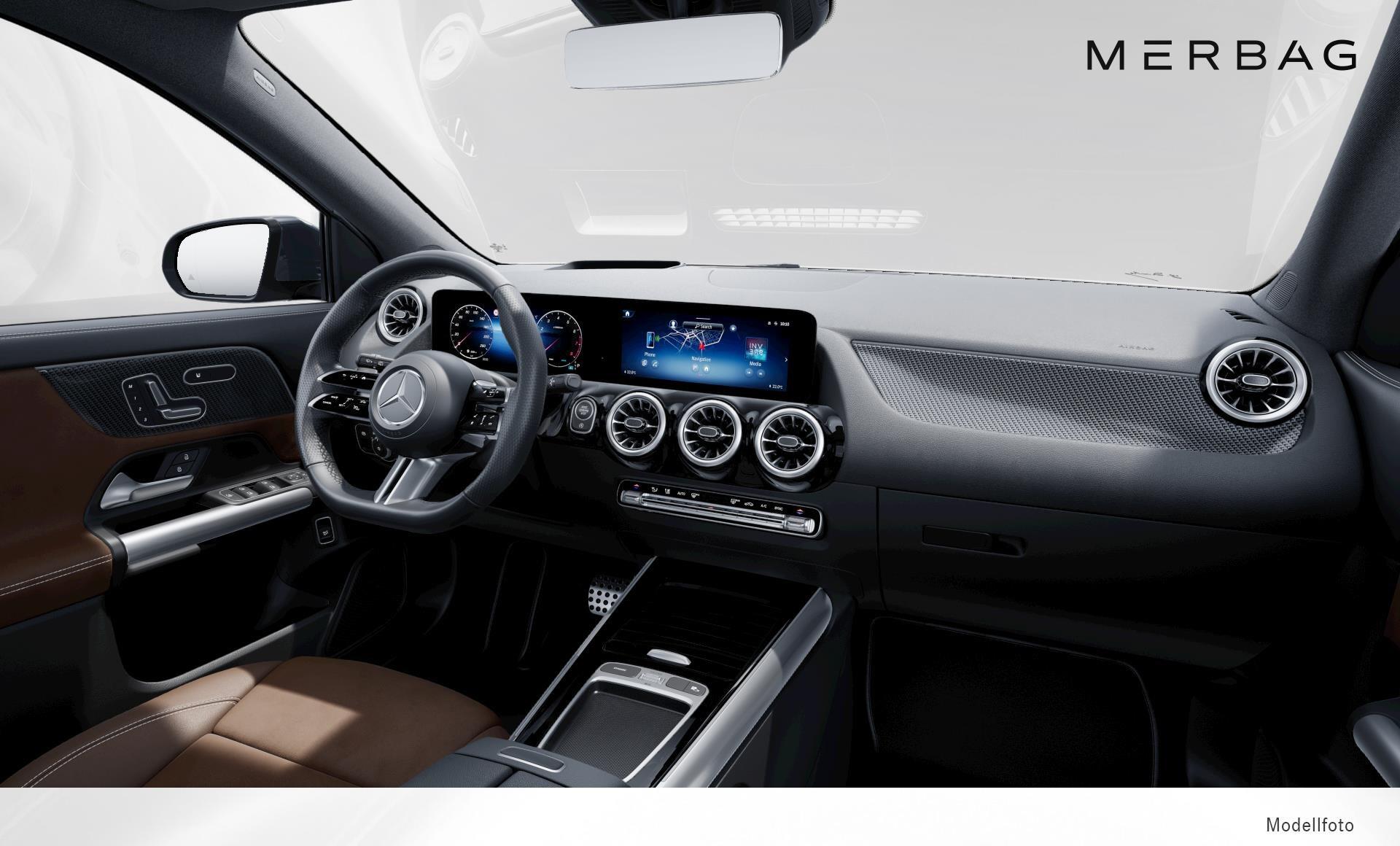 Mercedes-Benz - GLA 200